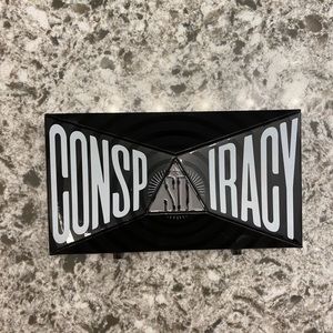 Jeffree Star x Shane Dawson Conspiracy Palette